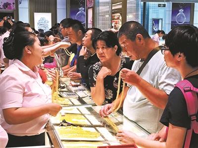 [�籨]�Ϻ��ٲð����ղþ����¯ Ӣ�����ڶ�λŮ����