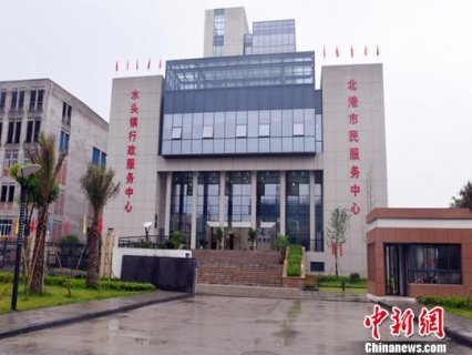 以为民之心跑除壁垒 浙江平阳民众“不走冤枉路”
