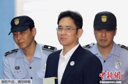 ��ý������Ժ�϶������FΪ�Ӱ����ǻ�¸���Ȼ�