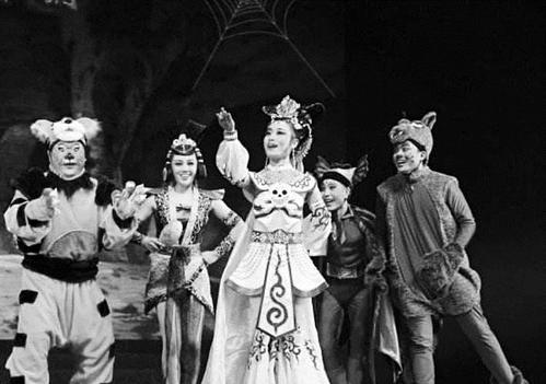 演艺晋军开疆拓土闯市场 山西艺术走上产业化道路