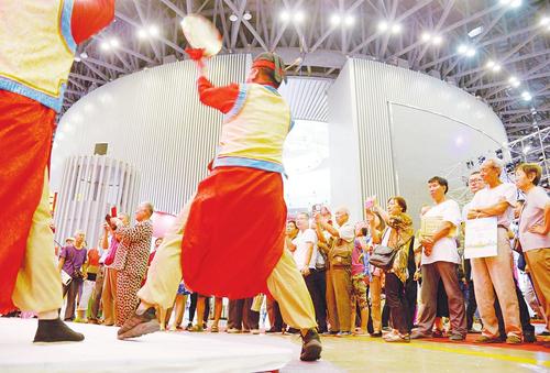 ���Ļ����� ����ɽ�����ʳ��ฮ��ı�����������פ��ۿ�