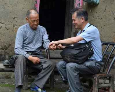 “白求恩奖章”获得者王焕云:抗艾一线16年 三个“第一”背后的故事