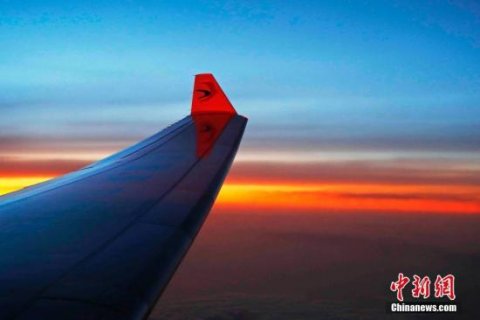 ȫ��ů���¸���������ǿ�� �ɻ��˿����˷�������