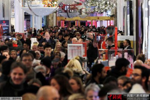 “黑五”旋风席卷全球 美今年销量或创历史记录