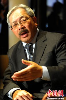 美国旧金山华裔市长李孟贤突然去世