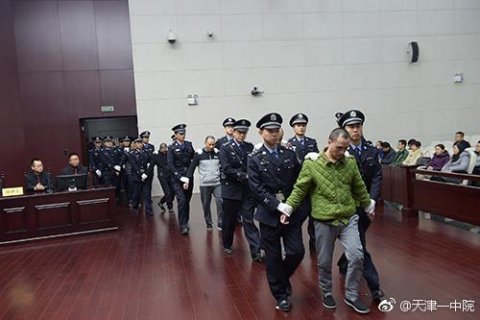 ��򹫿�����һ�����������թƭ��