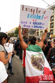 美国2017 :一路坎坷的移民新政